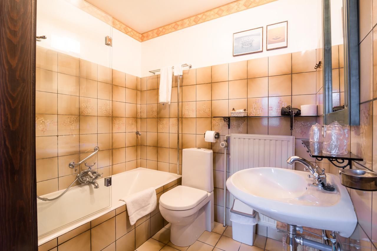 Hotel Troopeird Кортрейк Екстериор снимка
